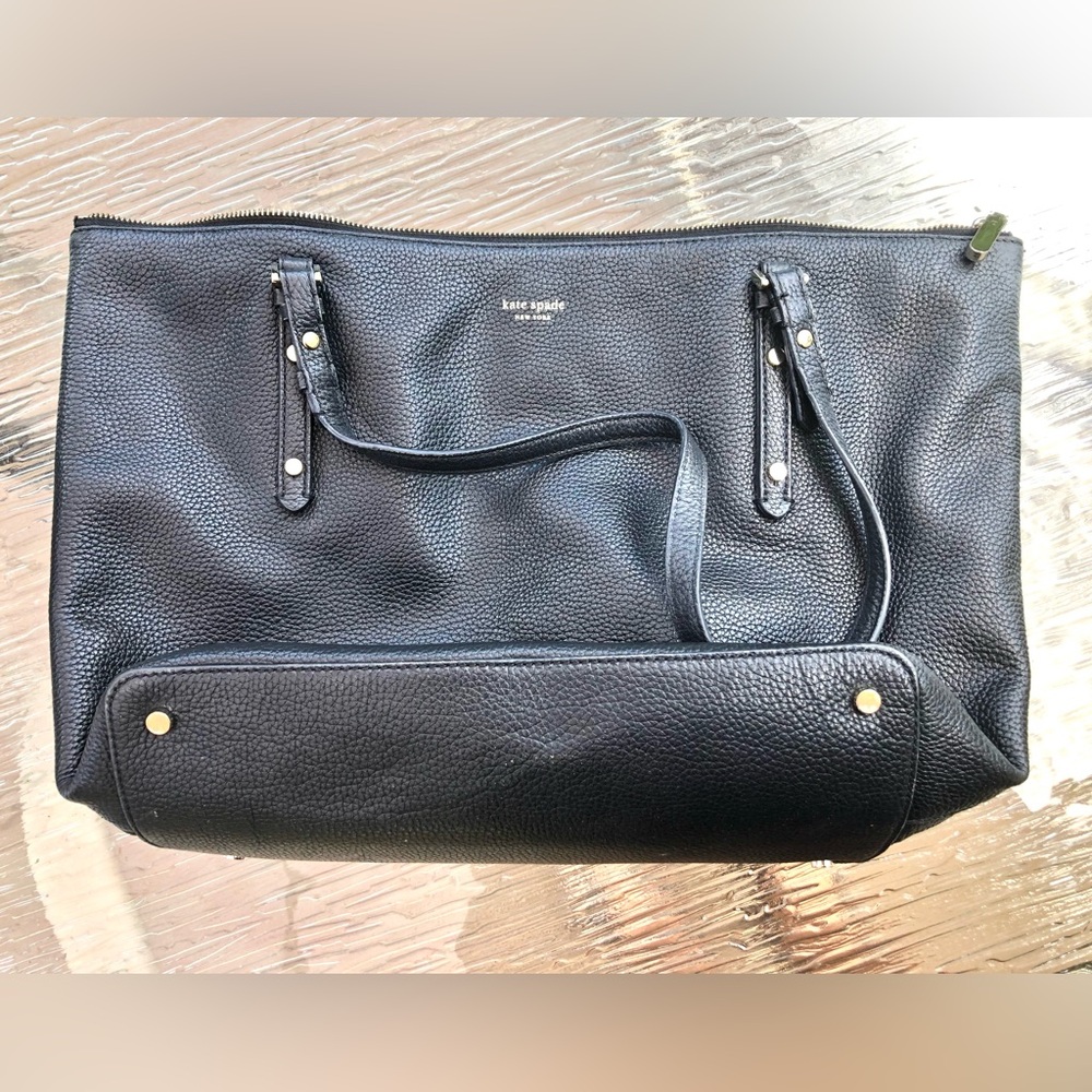 Kate Spade ♠️ Black Pebbled Leather Tote